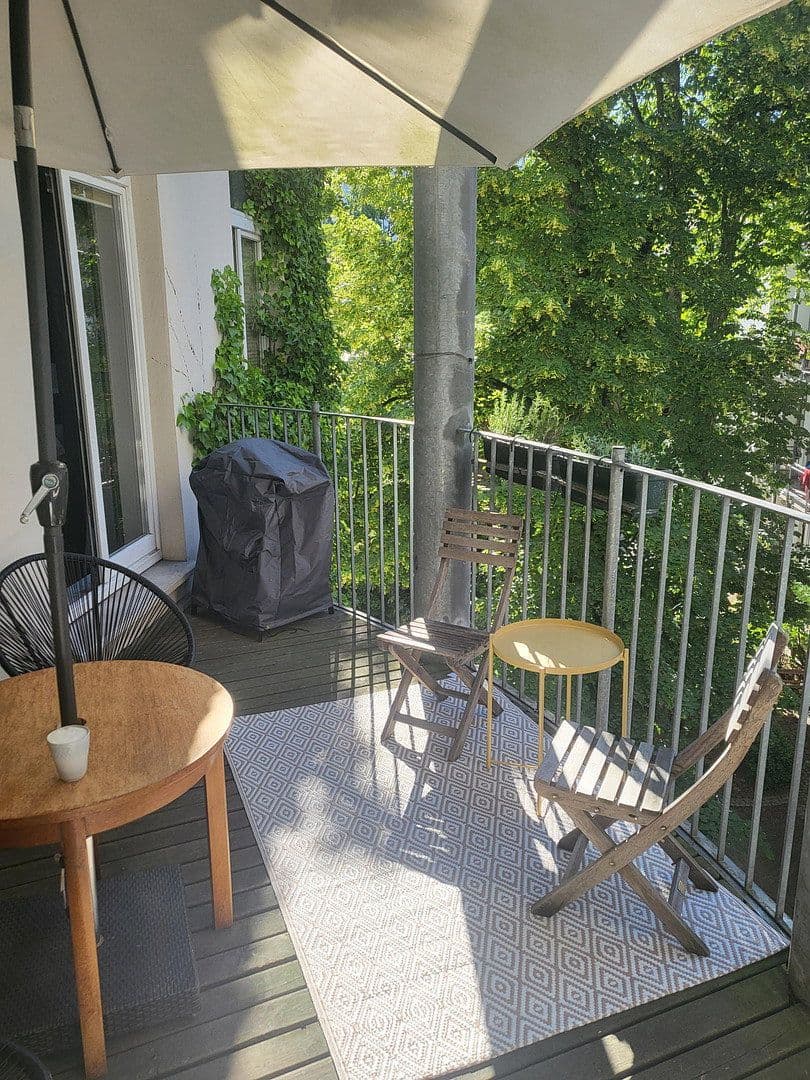 Pronájem bytu 5+1 202 m², Dufourstrasse 4, Leipzig, Sasko Pronájem bytu 5+1 202 m², Dufourstrasse 4, Leipzig, Sasko