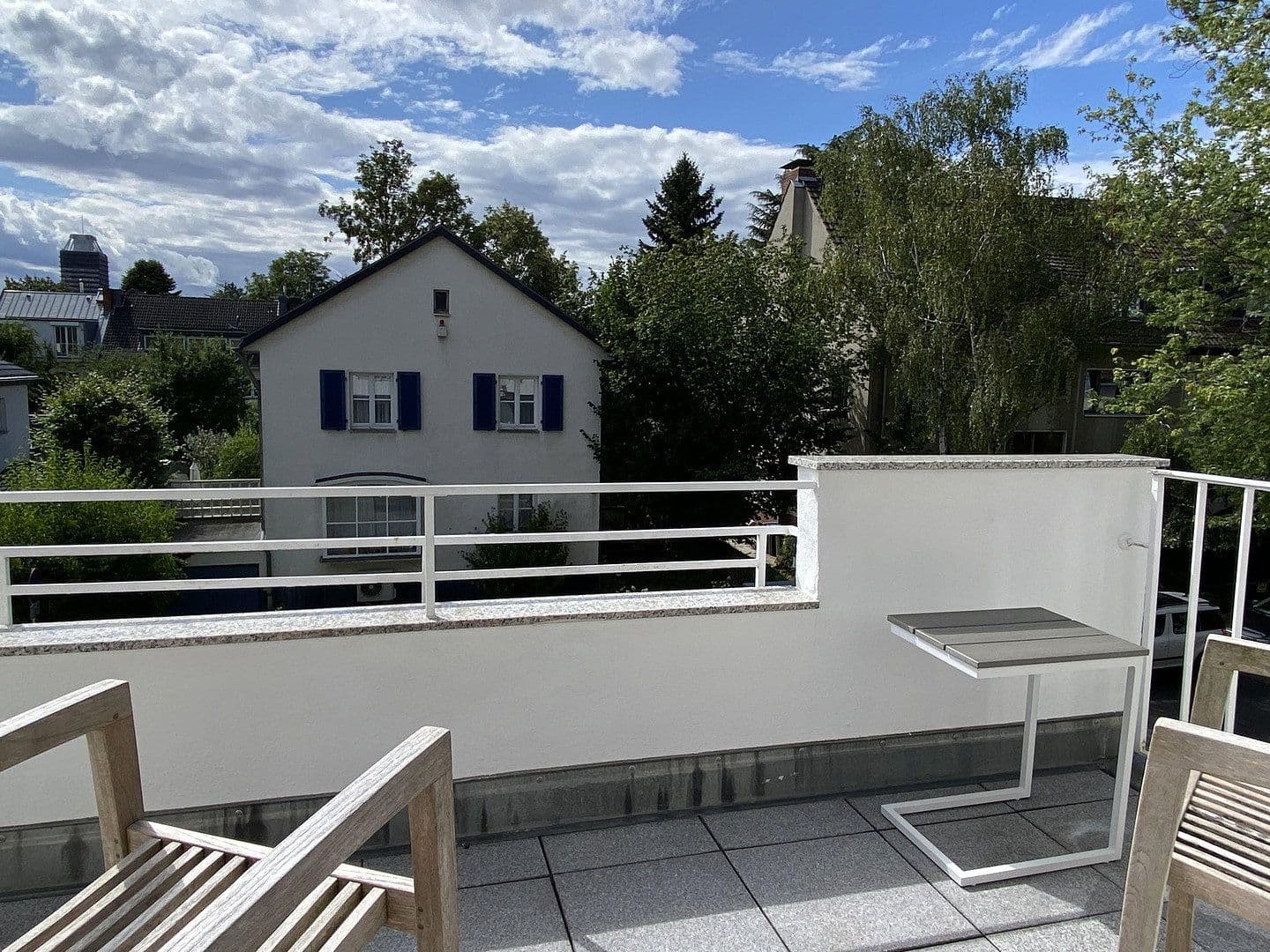 Pronájem bytu 3+1 80 m², Bernhardstr. 147, Köln, Severní Porýní-Vestfálsko Pronájem bytu 3+1 80 m², Bernhardstr. 147, Köln, Severní Porýní-Vestfálsko