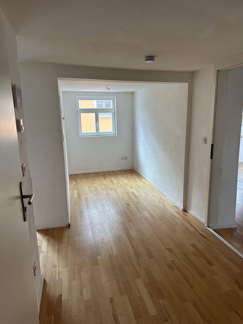 Prodej bytu 2+kk 56 m², Roth, Bavorsko Prodej bytu 2+kk 56 m², Roth, Bavorsko