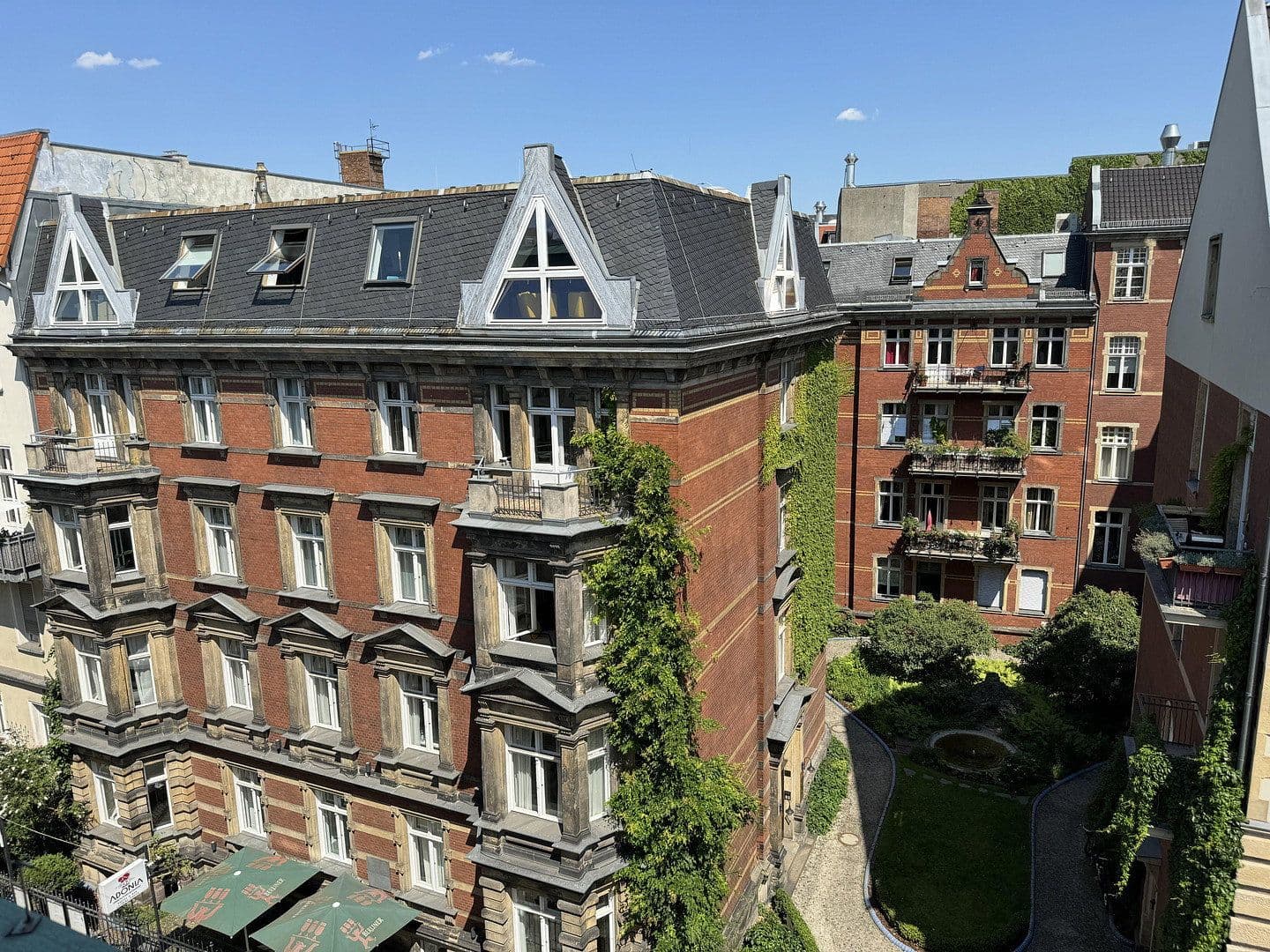 Prodej bytu 5+1 198 m², Albrechtstraße, Berlin, Berlín Prodej bytu 5+1 198 m², Albrechtstraße, Berlin, Berlín