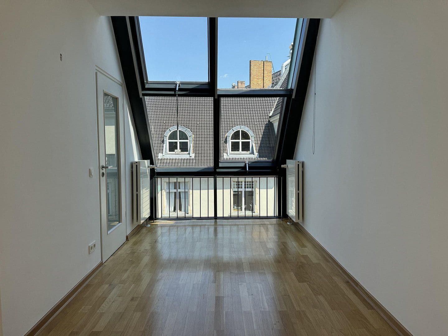 Prodej bytu 5+1 198 m², Albrechtstraße, Berlin, Berlín Prodej bytu 5+1 198 m², Albrechtstraße, Berlin, Berlín