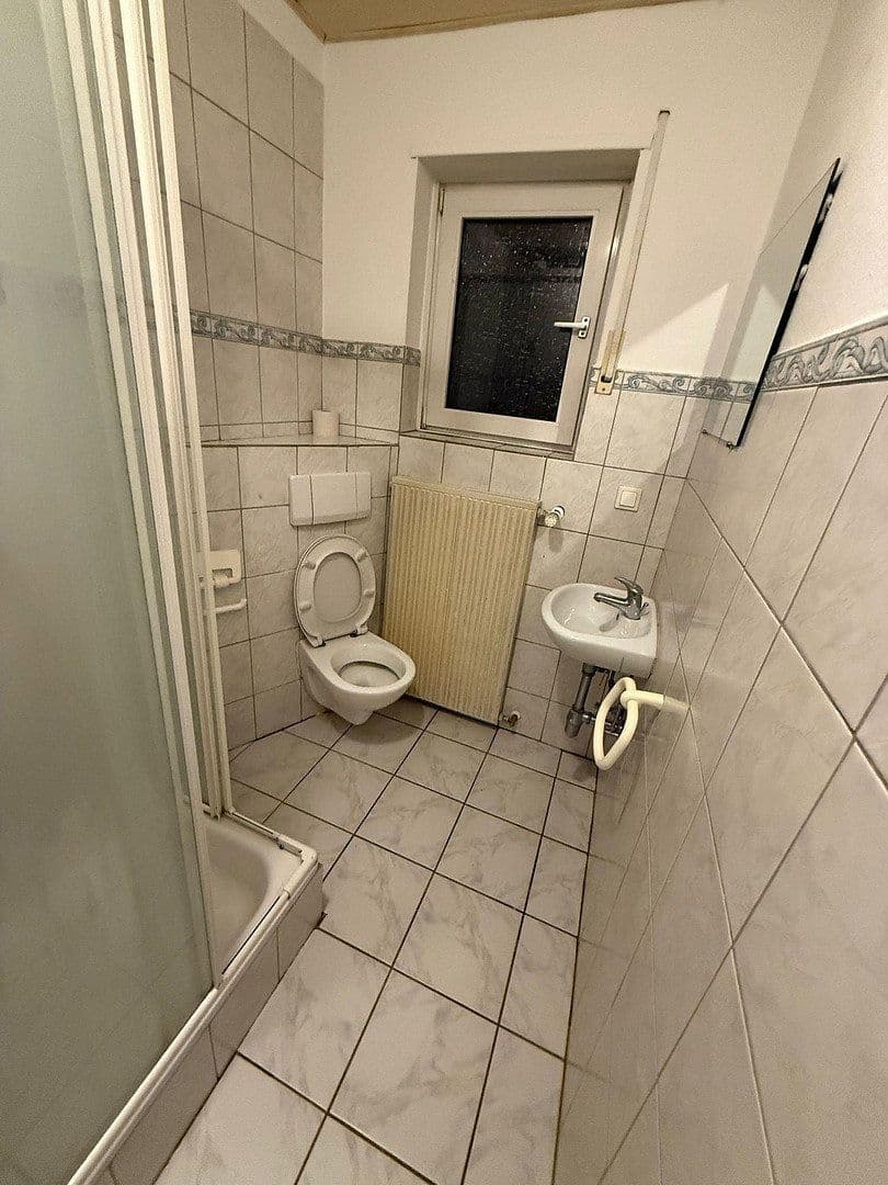 Pronájem bytu 5+1 136 m², Kaiserslautern-Morlautern, Porýní-Falc Pronájem bytu 5+1 136 m², Kaiserslautern-Morlautern, Porýní-Falc