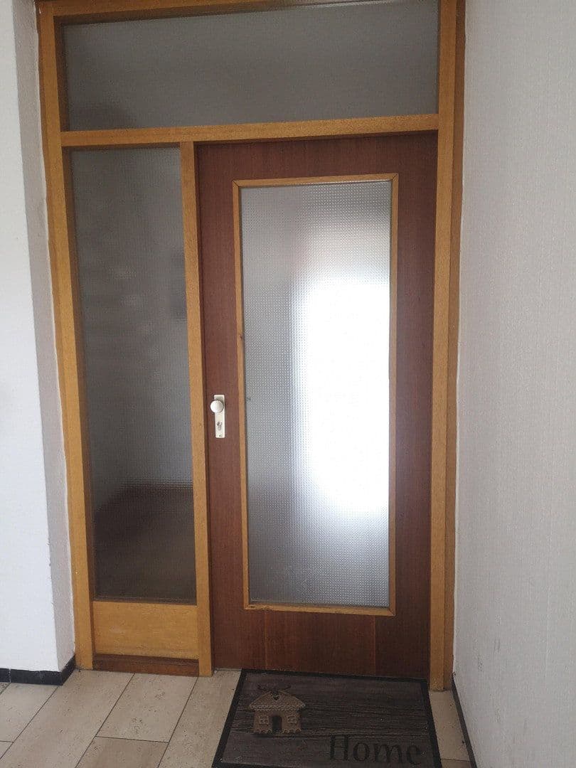 Pronájem bytu 5+1 136 m², Kaiserslautern-Morlautern, Porýní-Falc Pronájem bytu 5+1 136 m², Kaiserslautern-Morlautern, Porýní-Falc