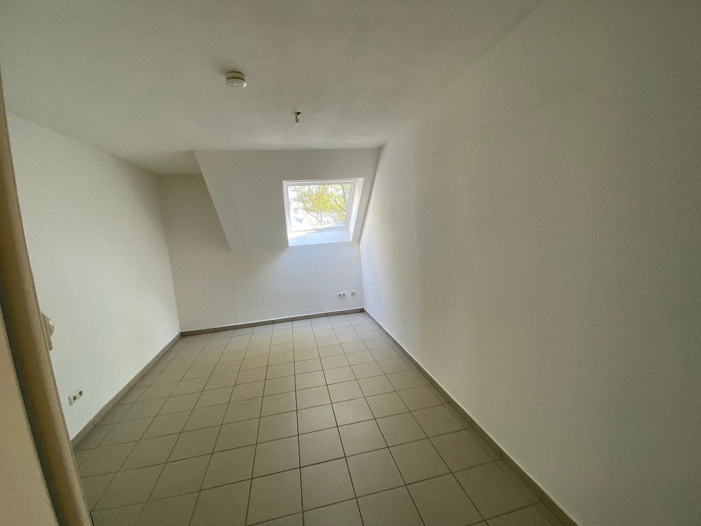 Pronájem bytu 3+1 67 m², Bitterstraße 22, Köln, Severní Porýní-Vestfálsko Pronájem bytu 3+1 67 m², Bitterstraße 22, Köln, Severní Porýní-Vestfálsko