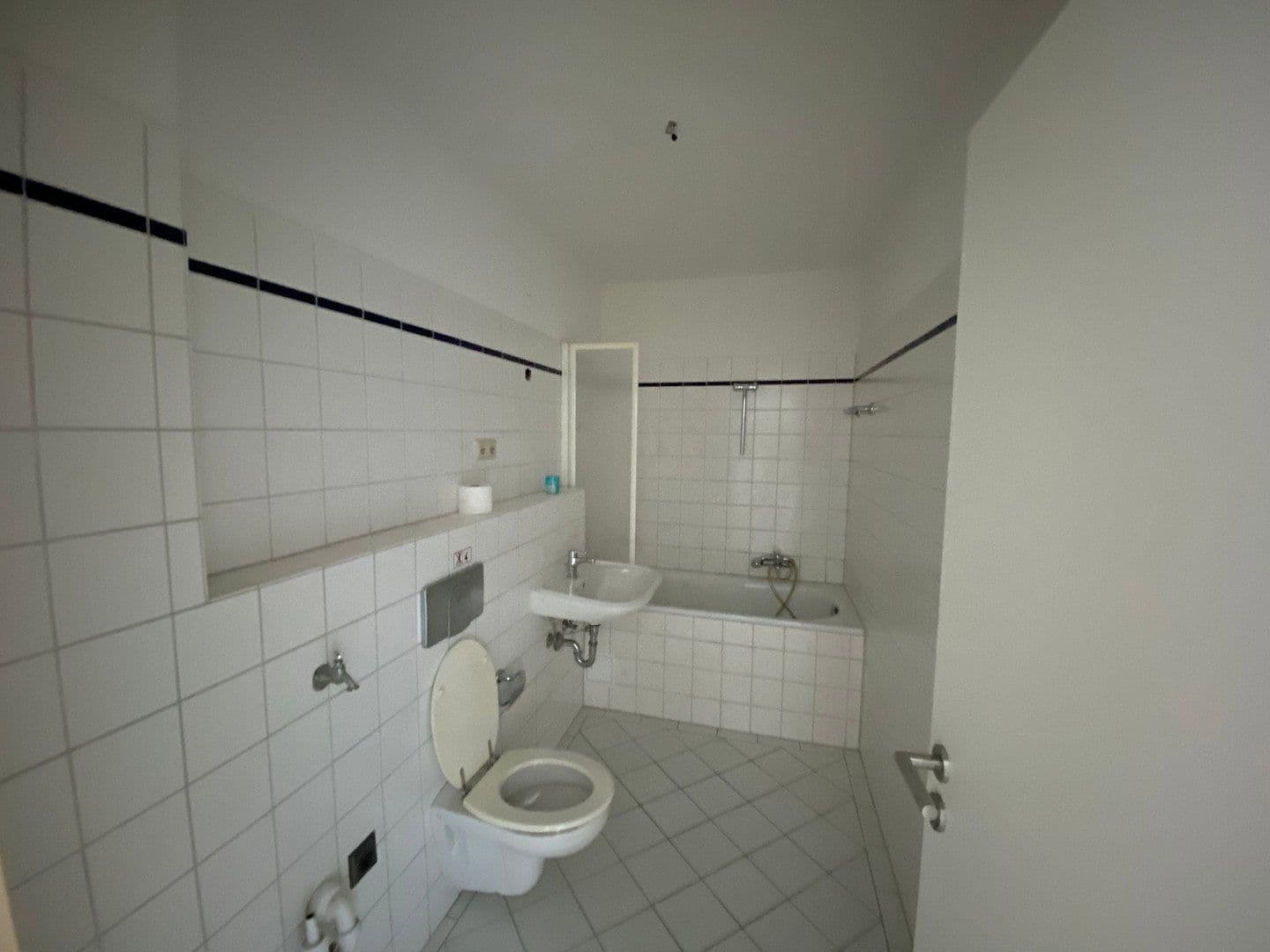 Pronájem bytu 3+1 67 m², Bitterstraße 22, Köln, Severní Porýní-Vestfálsko Pronájem bytu 3+1 67 m², Bitterstraße 22, Köln, Severní Porýní-Vestfálsko