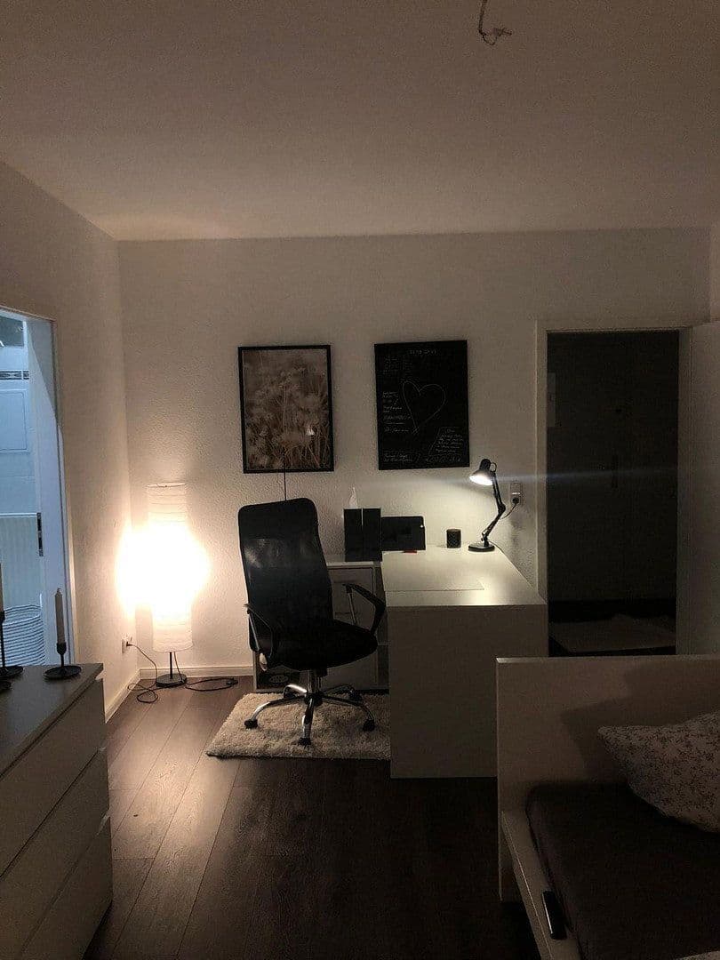 Pronájem bytu 1+1 38 m², Bernhardystraße 51, Halle, Sasko-Anhaltsko Pronájem bytu 1+1 38 m², Bernhardystraße 51, Halle, Sasko-Anhaltsko