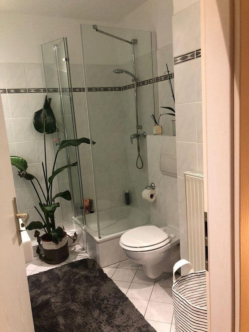 Pronájem bytu 1+1 38 m², Bernhardystraße 51, Halle, Sasko-Anhaltsko Pronájem bytu 1+1 38 m², Bernhardystraße 51, Halle, Sasko-Anhaltsko