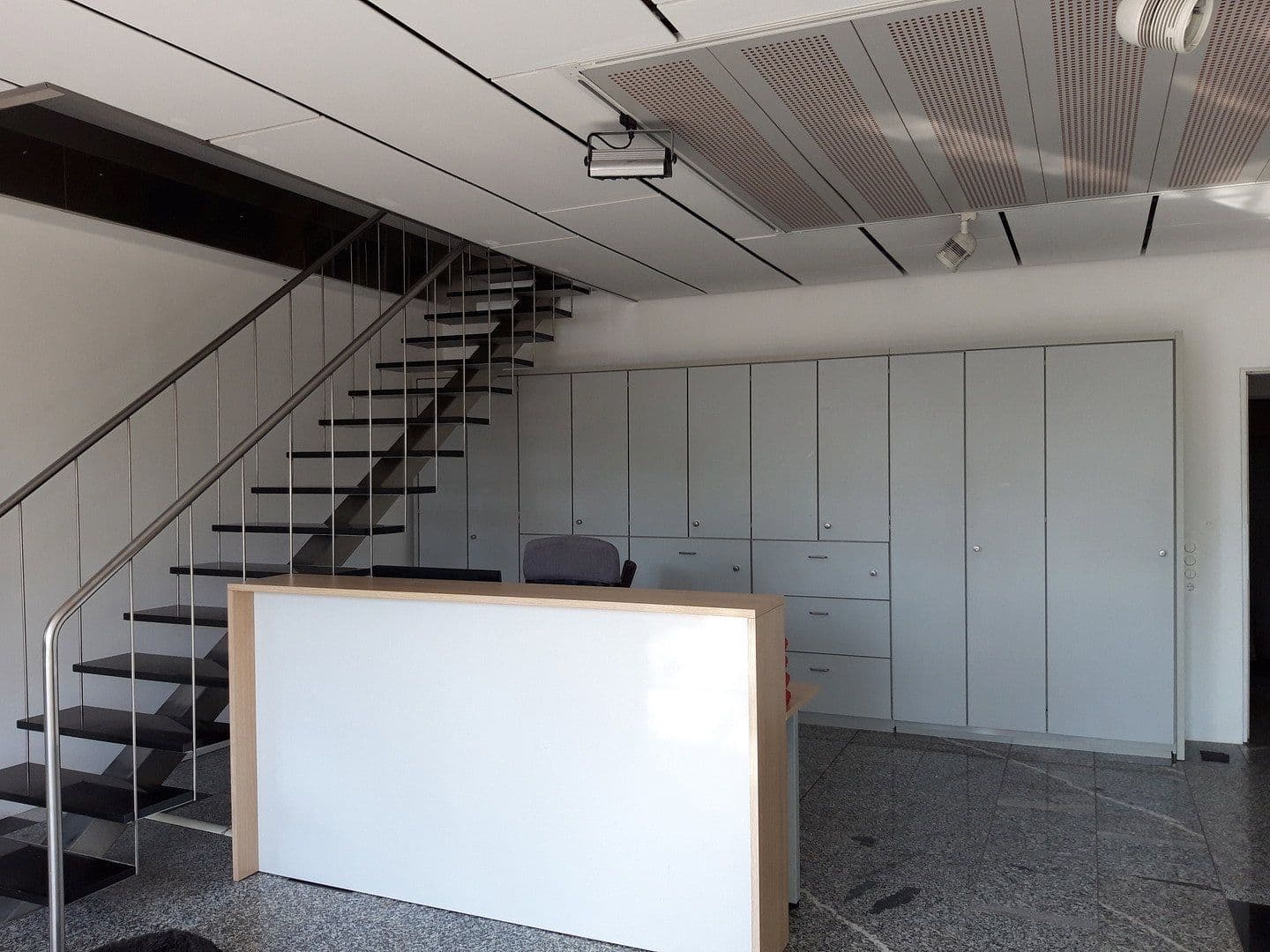 Pronájem kanceláře 200 m², Am Herrschaftsweiher 39, Ludwigshafen Ruchheim, Porýní-Falc Pronájem kanceláře 200 m², Am Herrschaftsweiher 39, Ludwigshafen Ruchheim, Porýní-Falc