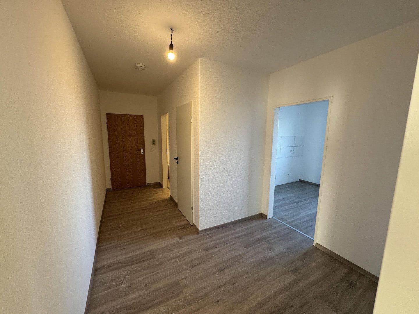 Pronájem bytu 2+kk 65 m², Kiefernweg 2, Fröndenberg/Ruhr, Severní Porýní-Vestfálsko Pronájem bytu 2+kk 65 m², Kiefernweg 2, Fröndenberg/Ruhr, Severní Porýní-Vestfálsko