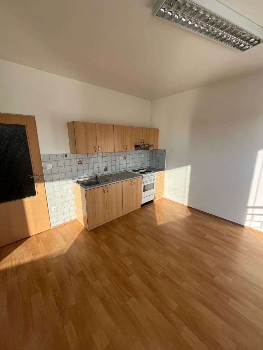 Pronájem bytu 2+kk 44 m², Dačického, Brno, Jihomoravský kraj Pronájem bytu 2+kk 44 m², Dačického, Brno, Jihomoravský kraj