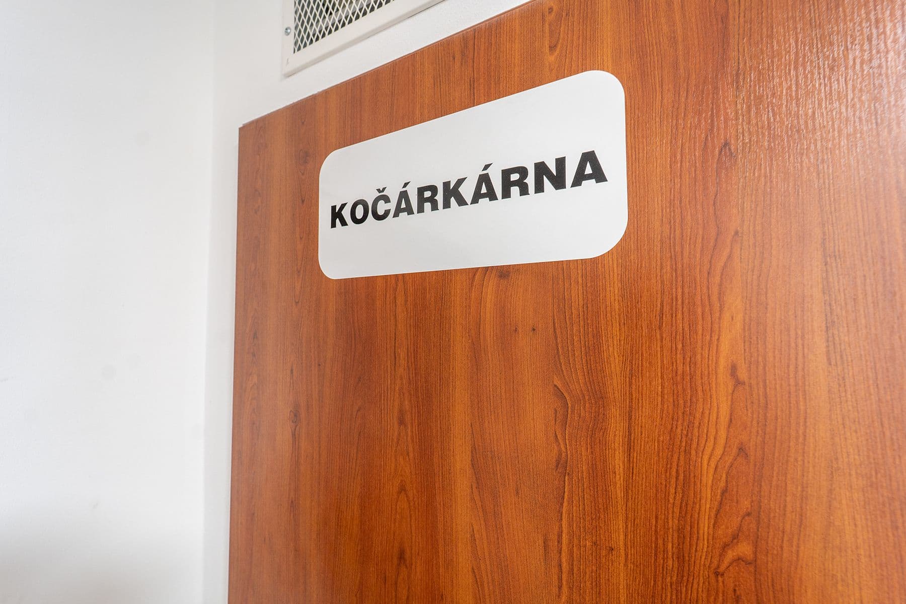 Prodej bytu 2+kk 49 m², Strakošová, Praha, Praha Prodej bytu 2+kk 49 m², Strakošová, Praha, Praha