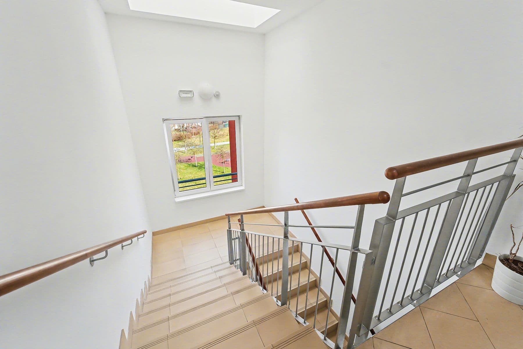 Prodej bytu 2+kk 49 m², Strakošová, Praha, Praha Prodej bytu 2+kk 49 m², Strakošová, Praha, Praha