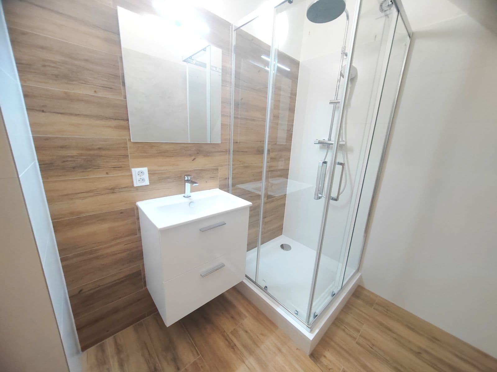 Pronájem bytu 3+kk 88 m², Kladenská, Praha, Praha Pronájem bytu 3+kk 88 m², Kladenská, Praha, Praha