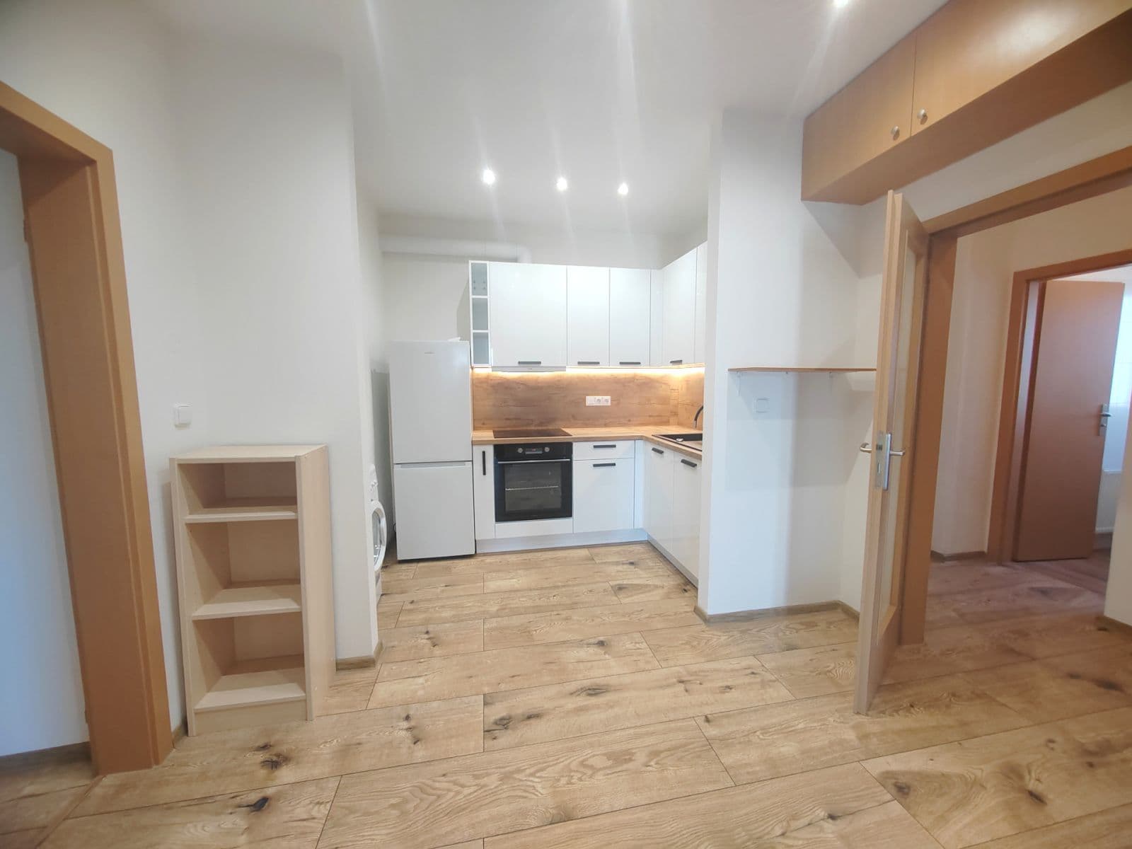 Pronájem bytu 3+kk 88 m², Kladenská, Praha, Praha Pronájem bytu 3+kk 88 m², Kladenská, Praha, Praha