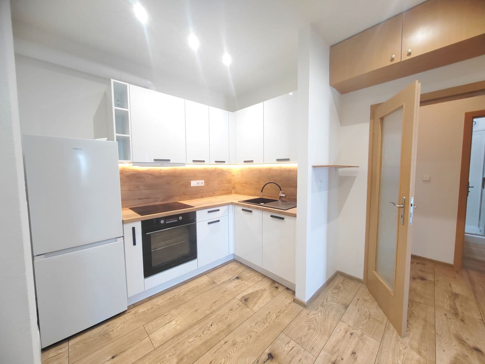 Pronájem bytu 3+kk 88 m², Kladenská, Praha, Praha Pronájem bytu 3+kk 88 m², Kladenská, Praha, Praha