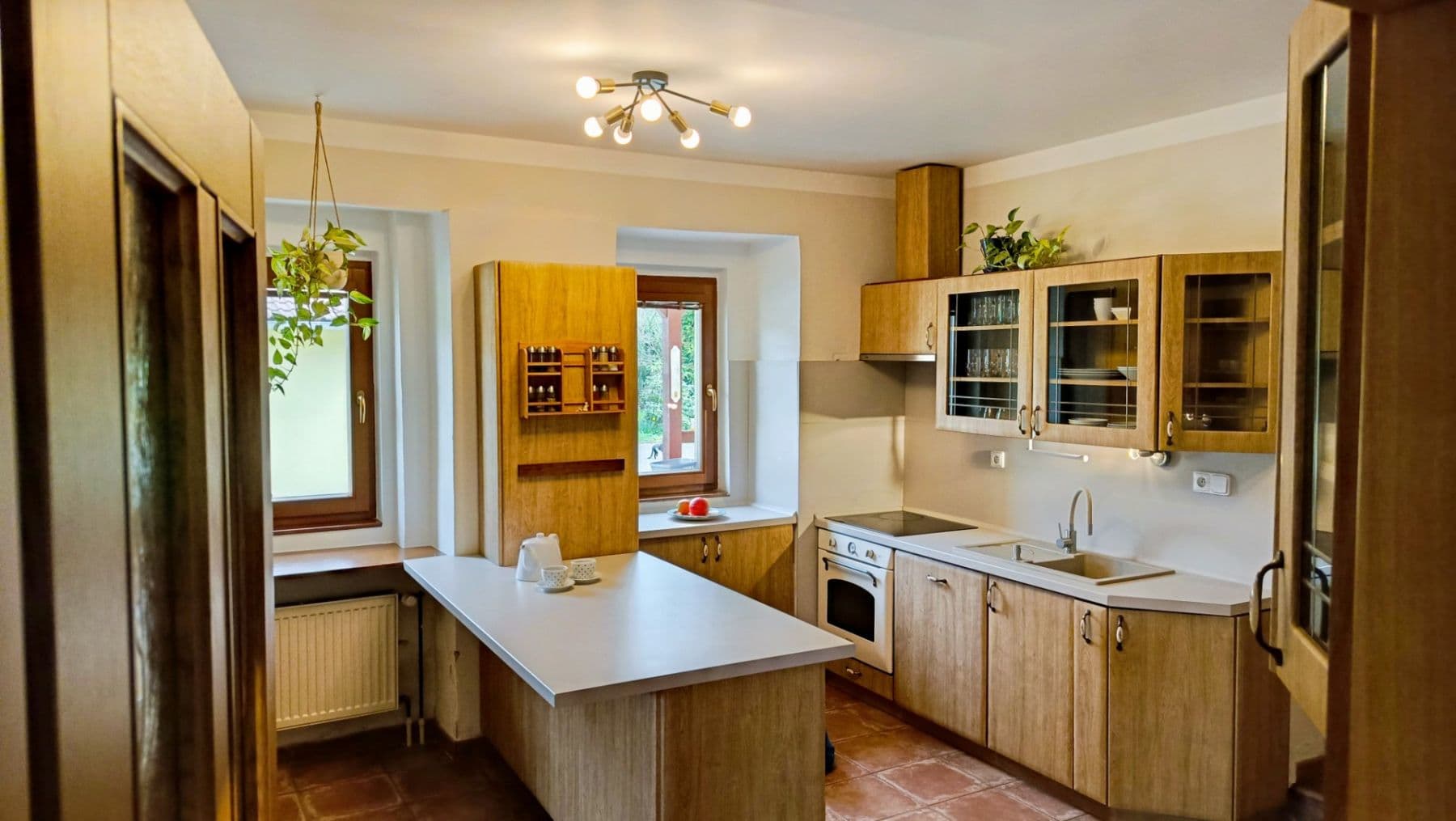 Prodej domu 206 m², pozemek 1.450 m², U Dálnice, Říčany, Středočeský kraj Prodej domu 206 m², pozemek 1.450 m², U Dálnice, Říčany, Středočeský kraj