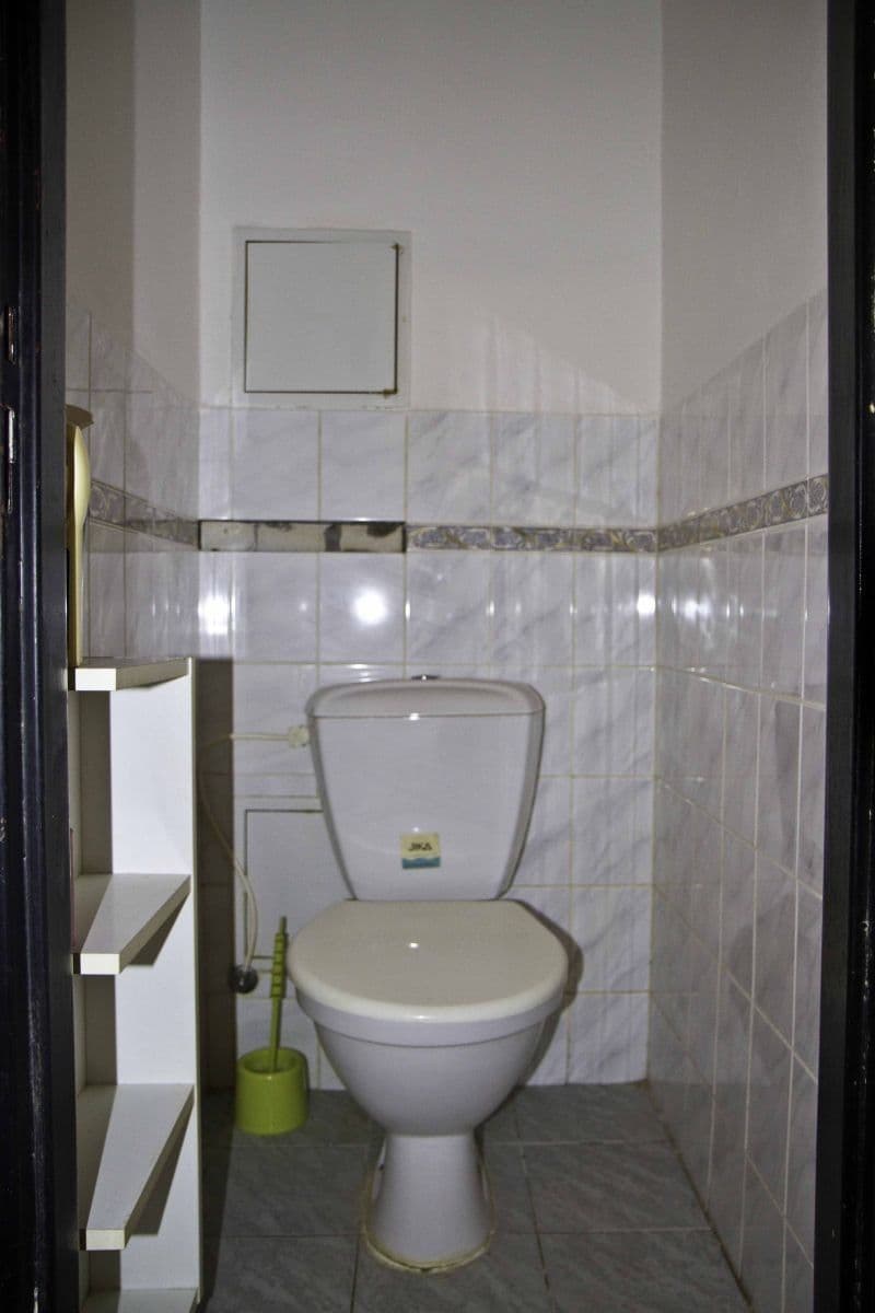 Prodej bytu 2+1 42 m², Holandská, Kladno, Středočeský kraj Prodej bytu 2+1 42 m², Holandská, Kladno, Středočeský kraj