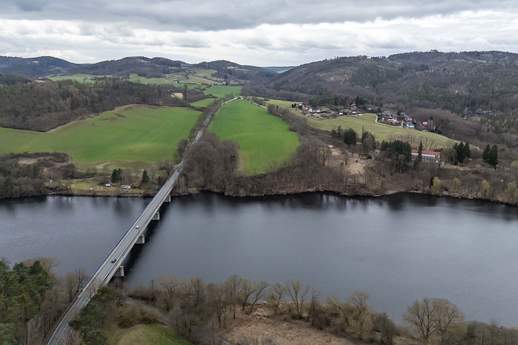 Prodej pozemku 34.543 m², Hřiměždice, Středočeský kraj Prodej pozemku 34.543 m², Hřiměždice, Středočeský kraj