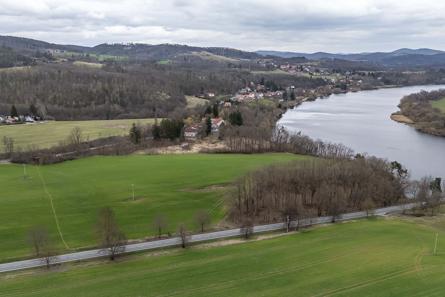 Prodej pozemku 34.543 m², Hřiměždice, Středočeský kraj Prodej pozemku 34.543 m², Hřiměždice, Středočeský kraj