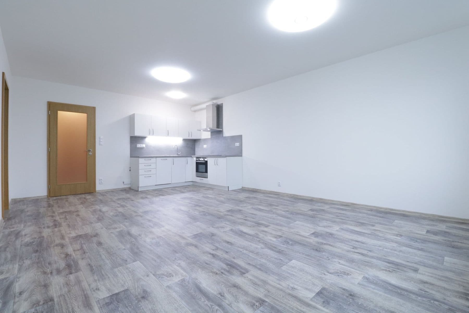Pronájem bytu 2+kk 55 m², U Traktorky, Praha, Praha Pronájem bytu 2+kk 55 m², U Traktorky, Praha, Praha