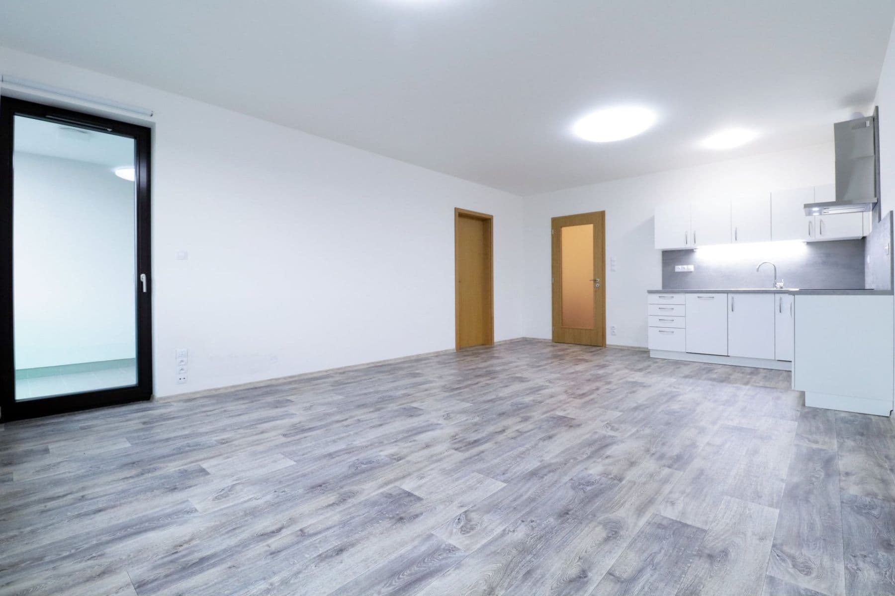 Pronájem bytu 2+kk 55 m², U Traktorky, Praha, Praha Pronájem bytu 2+kk 55 m², U Traktorky, Praha, Praha
