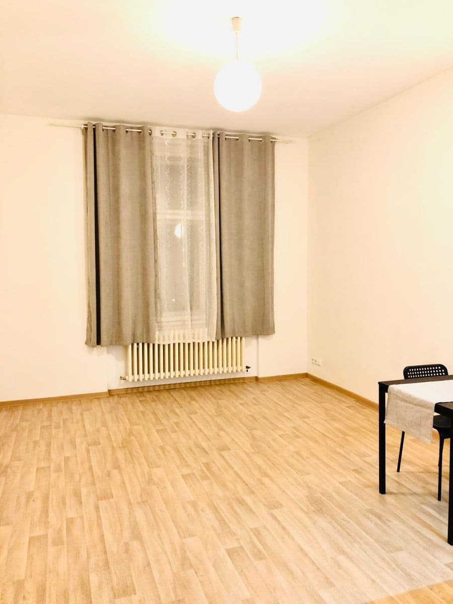 Pronájem bytu 1+kk 25 m², Na Královce, Praha, Praha Pronájem bytu 1+kk 25 m², Na Královce, Praha, Praha