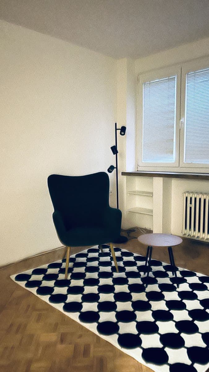 Pronájem bytu 1+1 32 m², Santražiny, Zlín, Zlínský kraj Pronájem bytu 1+1 32 m², Santražiny, Zlín, Zlínský kraj