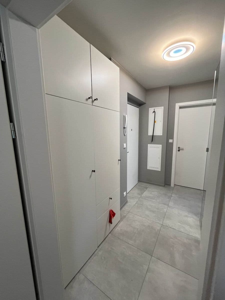 Prodej bytu 2+kk 48 m², Armádní, Milovice, Středočeský kraj Prodej bytu 2+kk 48 m², Armádní, Milovice, Středočeský kraj