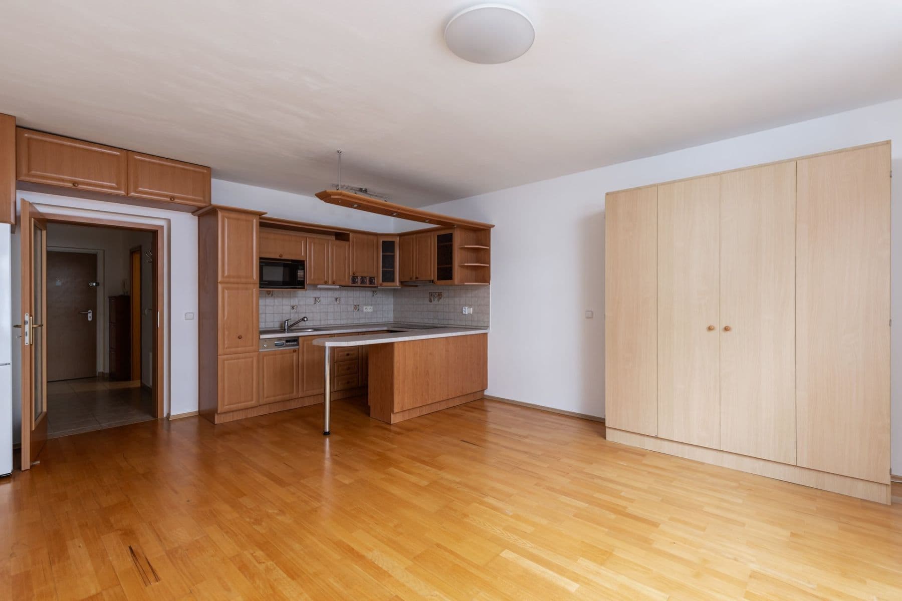 Pronájem bytu 1+kk 39 m², Jemnická, Praha, Praha Pronájem bytu 1+kk 39 m², Jemnická, Praha, Praha