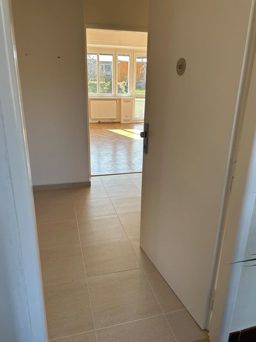 Pronájem bytu 1+1 34 m², Na Žvahově, Praha, Praha Pronájem bytu 1+1 34 m², Na Žvahově, Praha, Praha