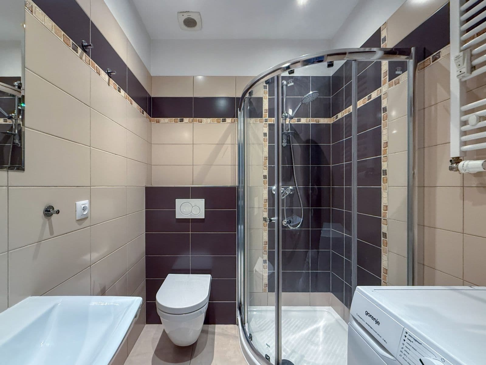 Pronájem bytu 1+kk 29 m², Pod Labuťkou, Praha, Praha Pronájem bytu 1+kk 29 m², Pod Labuťkou, Praha, Praha