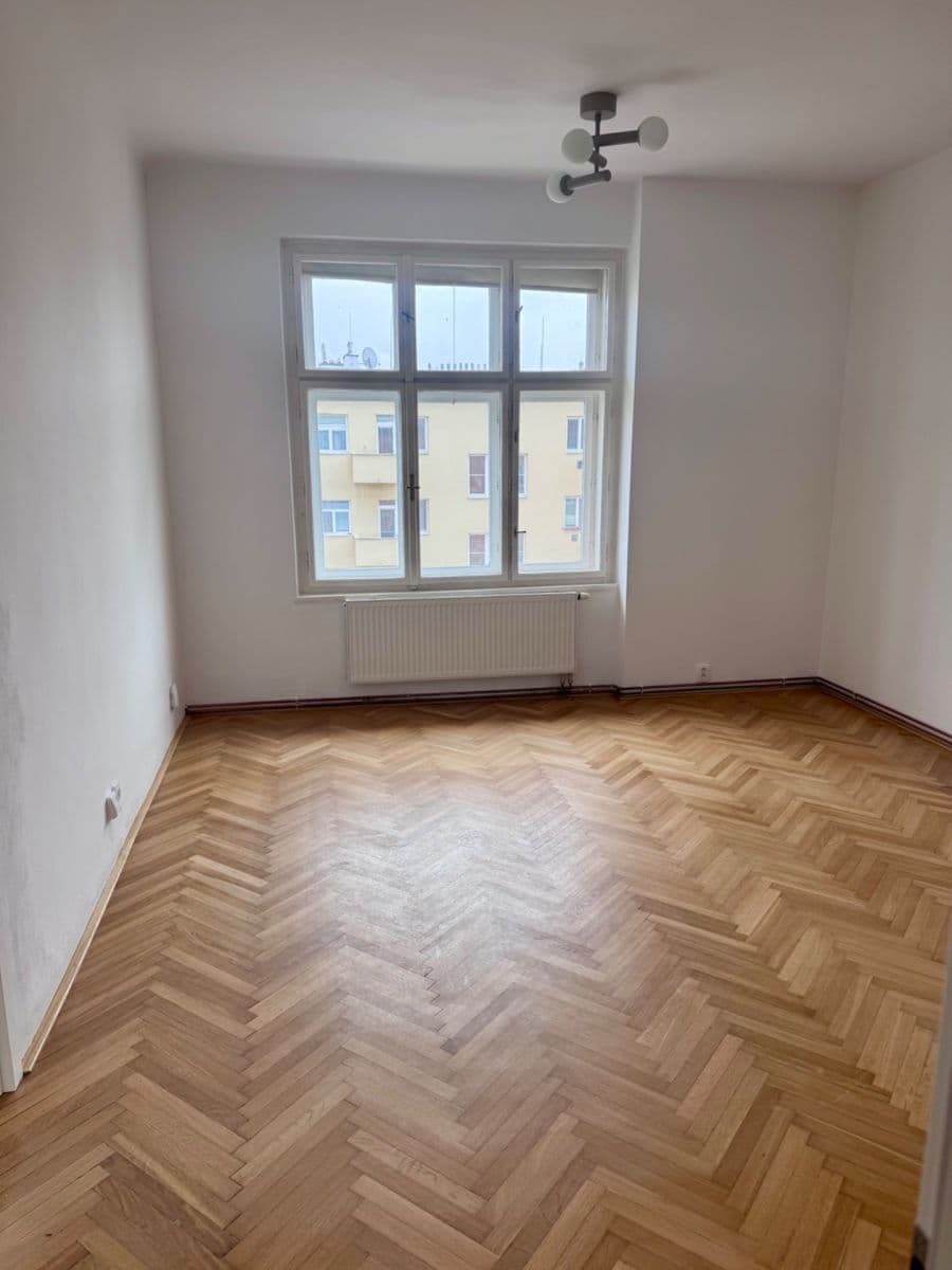 Pronájem bytu 2+1 60 m², Renneská třída, Brno, Jihomoravský kraj Pronájem bytu 2+1 60 m², Renneská třída, Brno, Jihomoravský kraj