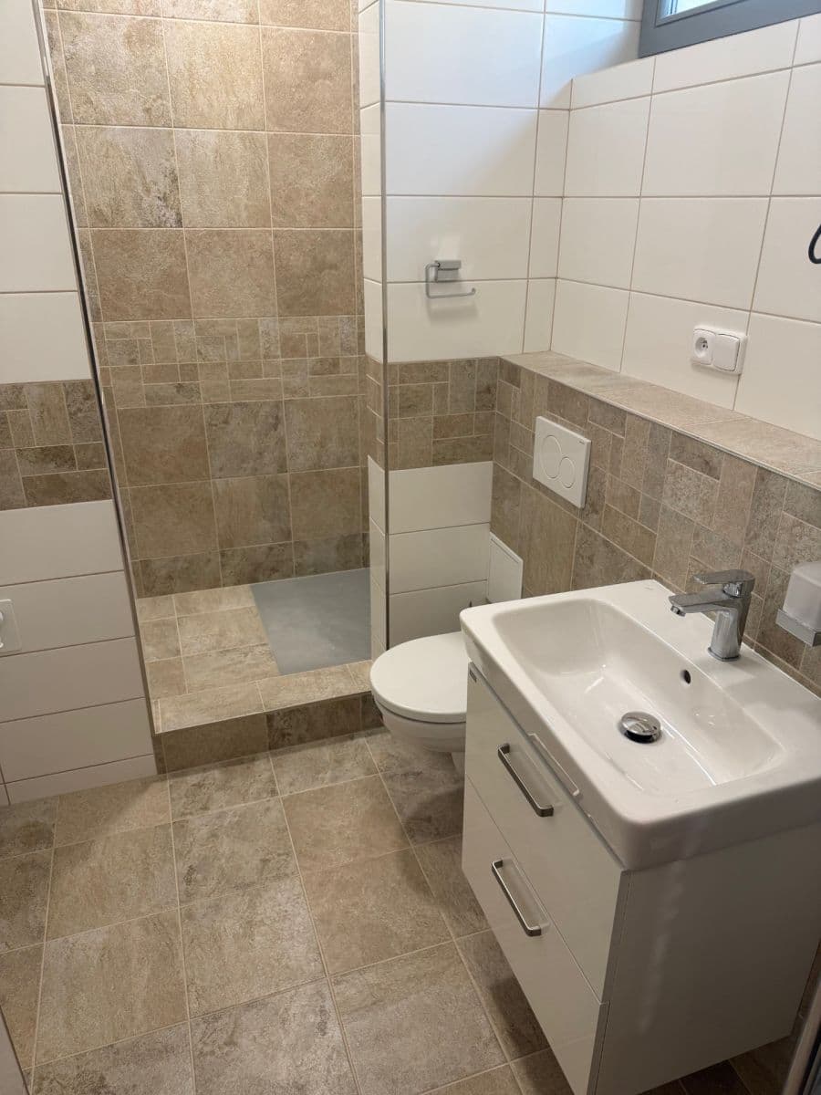 Pronájem bytu 2+kk 50 m², Šperlova, Praha, Praha Pronájem bytu 2+kk 50 m², Šperlova, Praha, Praha