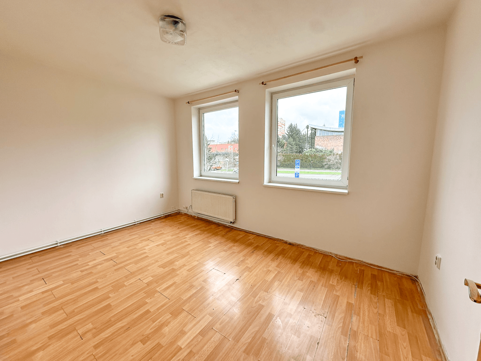 Pronájem bytu 3+1 77 m², Okružní, Brno, Jihomoravský kraj Pronájem bytu 3+1 77 m², Okružní, Brno, Jihomoravský kraj