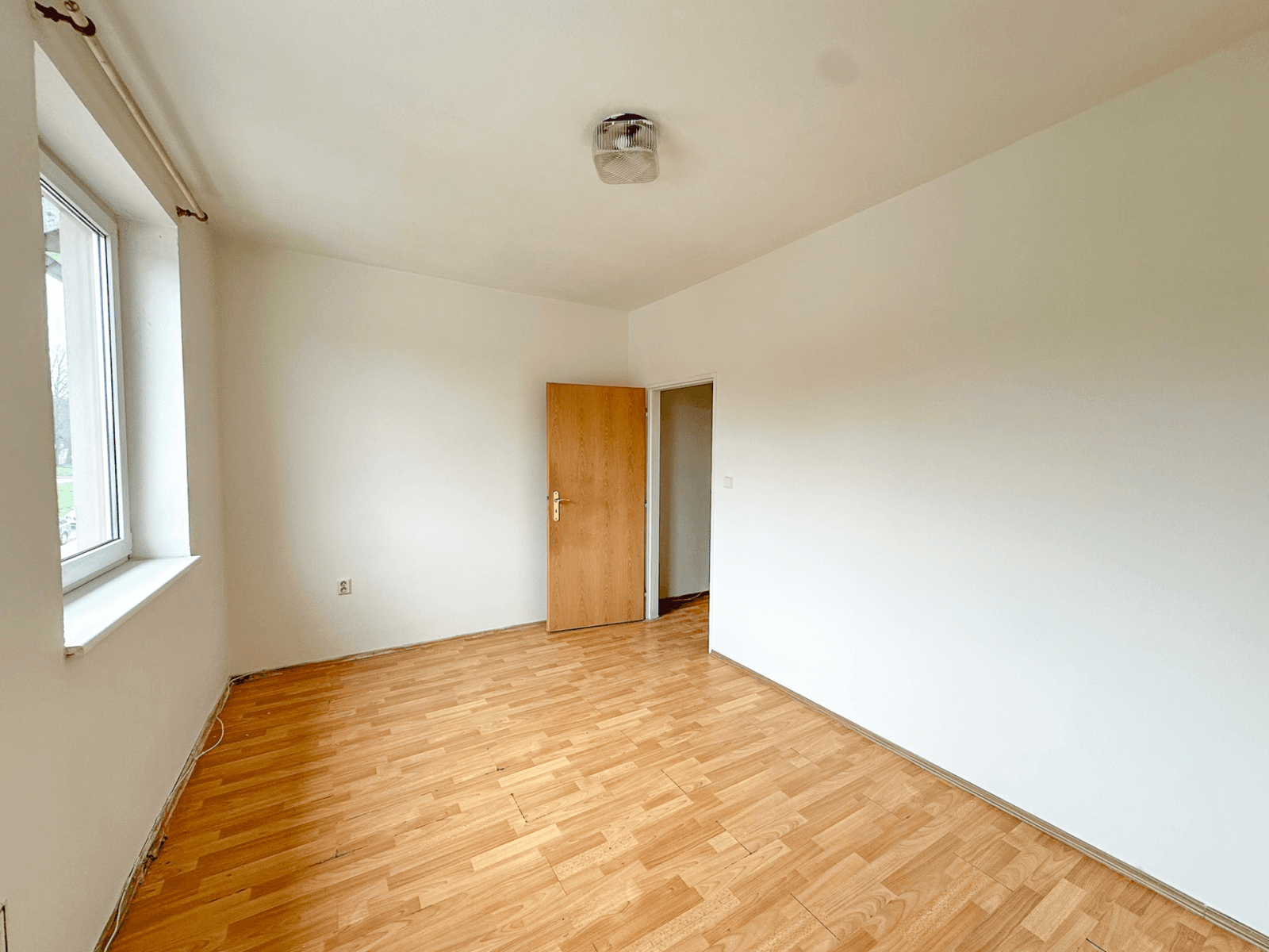 Pronájem bytu 3+1 77 m², Okružní, Brno, Jihomoravský kraj Pronájem bytu 3+1 77 m², Okružní, Brno, Jihomoravský kraj