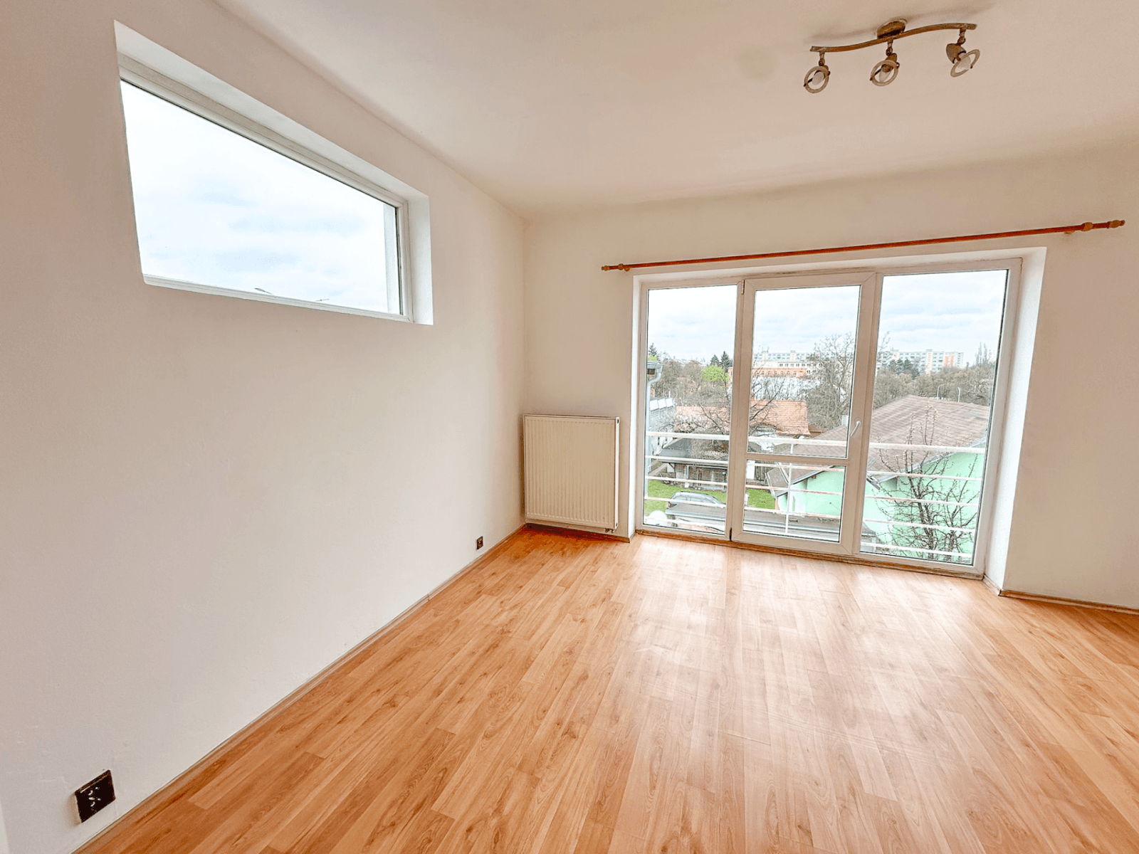 Pronájem bytu 3+1 77 m², Okružní, Brno, Jihomoravský kraj Pronájem bytu 3+1 77 m², Okružní, Brno, Jihomoravský kraj
