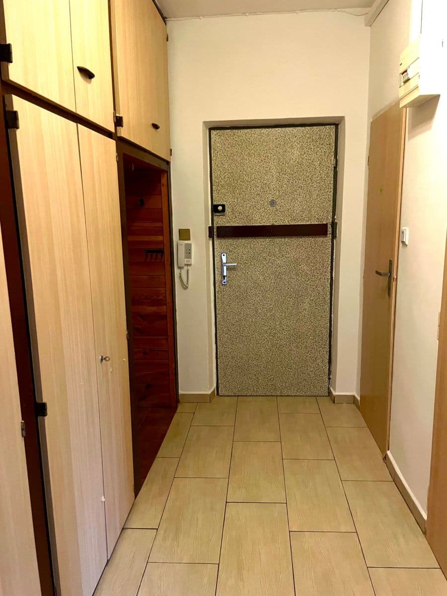 Pronájem bytu 2+1 55 m², Počernická, Praha, Praha Pronájem bytu 2+1 55 m², Počernická, Praha, Praha