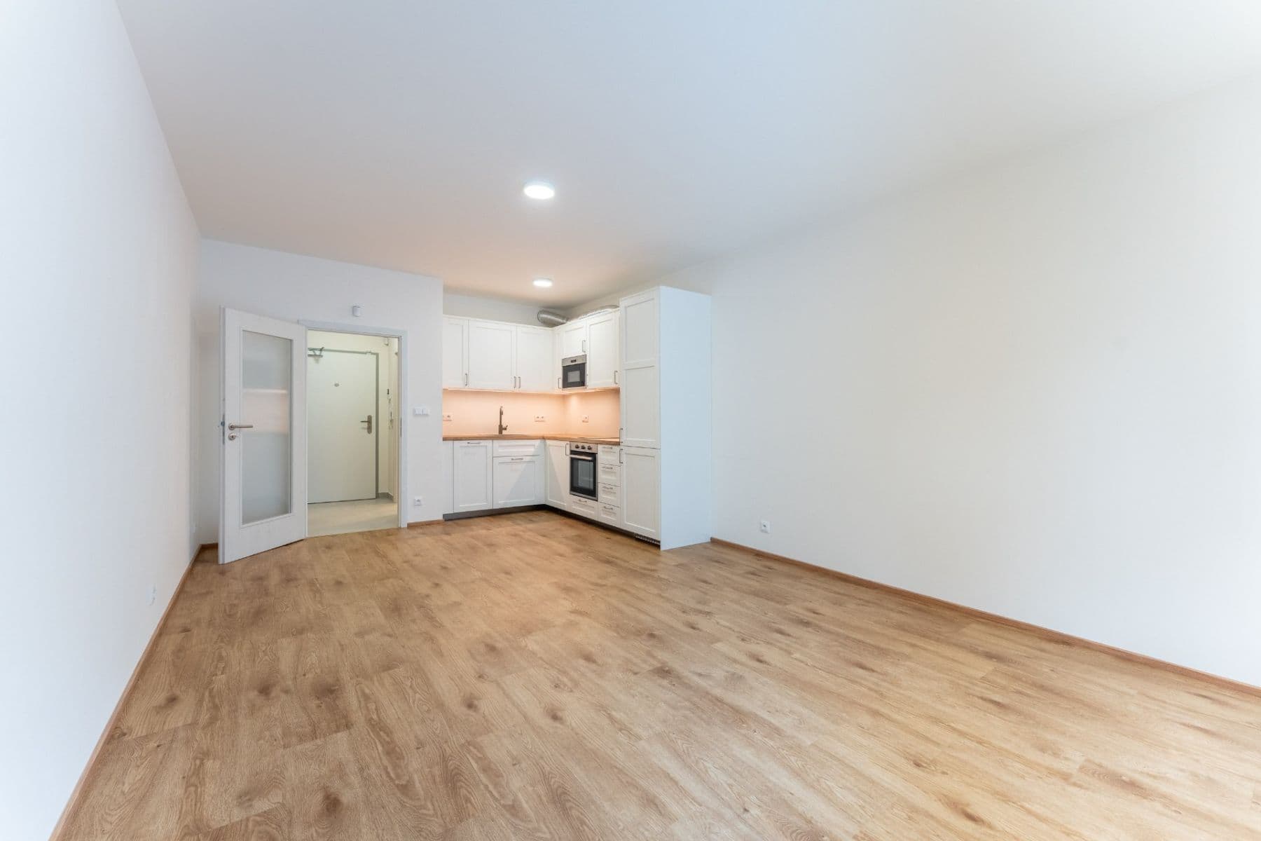 Pronájem bytu 1+kk 37 m², Gerstelova, Praha, Praha Pronájem bytu 1+kk 37 m², Gerstelova, Praha, Praha