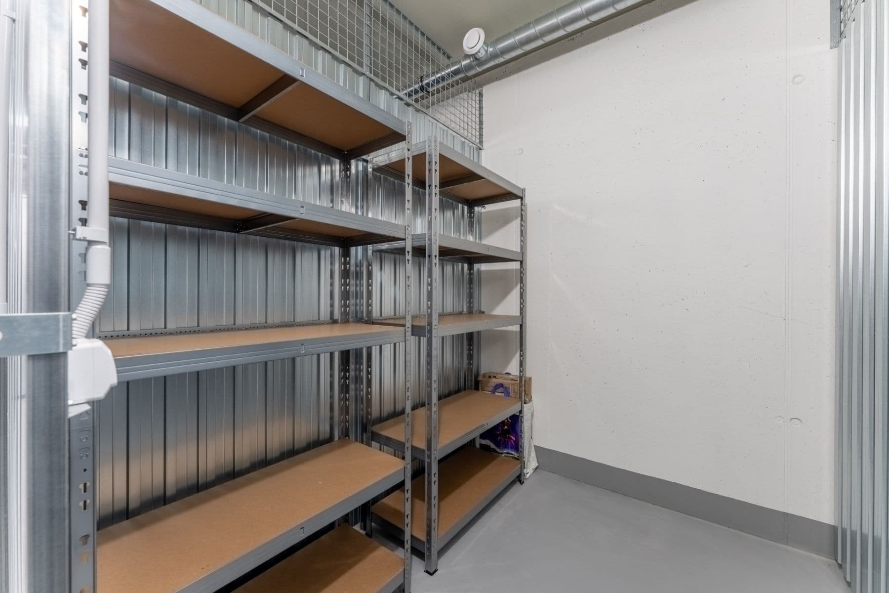 Pronájem bytu 1+kk 37 m², Gerstelova, Praha, Praha Pronájem bytu 1+kk 37 m², Gerstelova, Praha, Praha