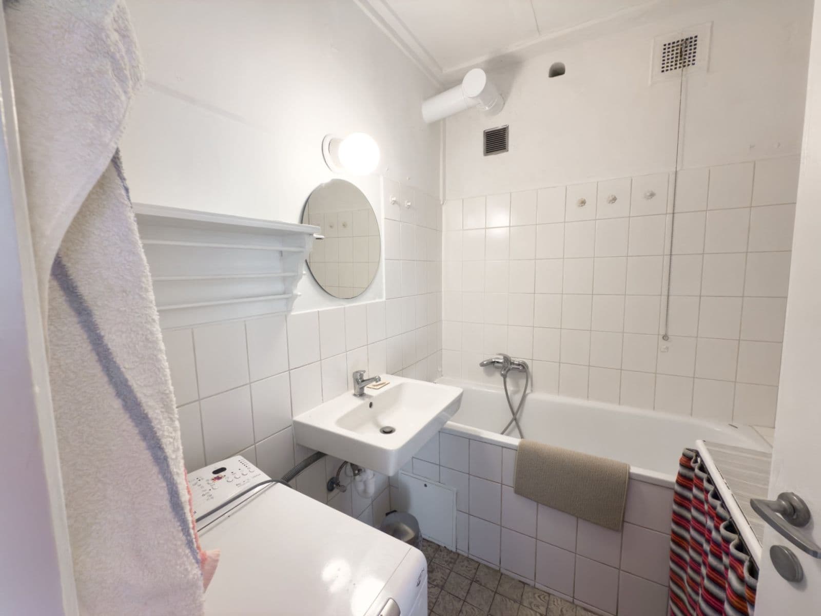 Pronájem bytu 3+1 91 m², Solidarity, Praha, Praha Pronájem bytu 3+1 91 m², Solidarity, Praha, Praha