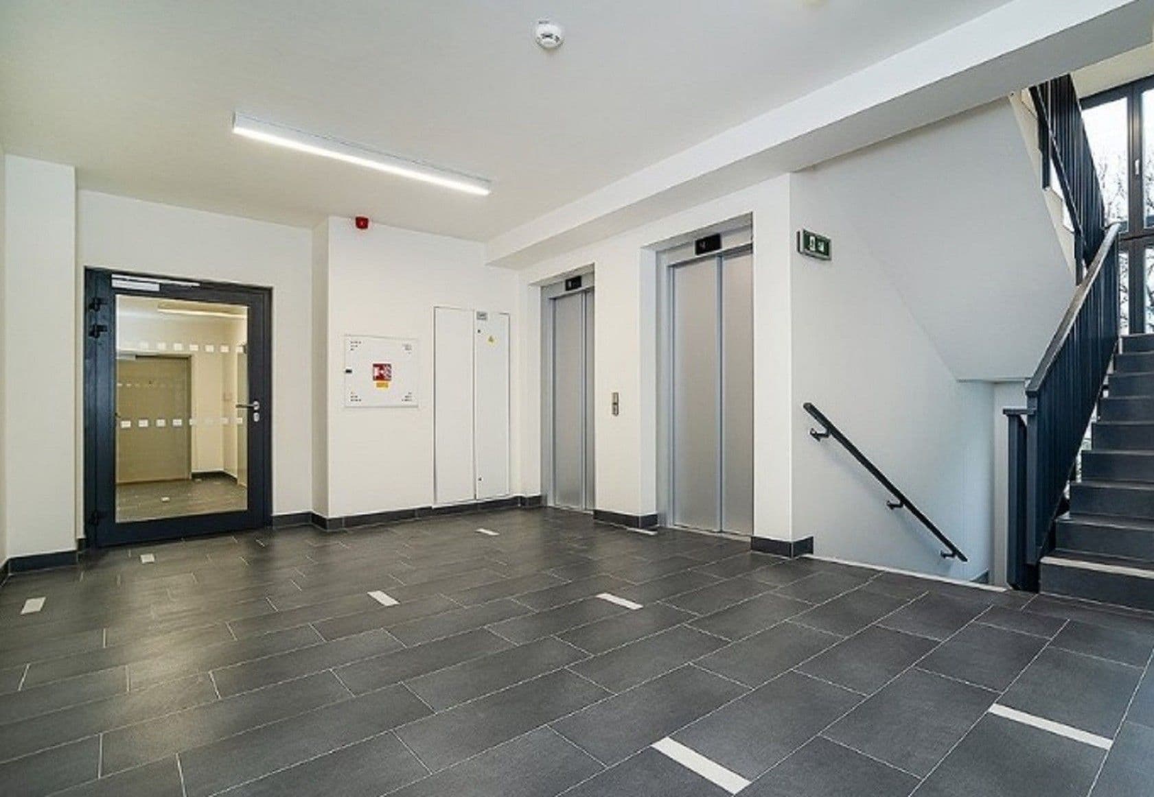 Pronájem bytu 2+kk 50 m², Střížkovská, Praha, Praha Pronájem bytu 2+kk 50 m², Střížkovská, Praha, Praha