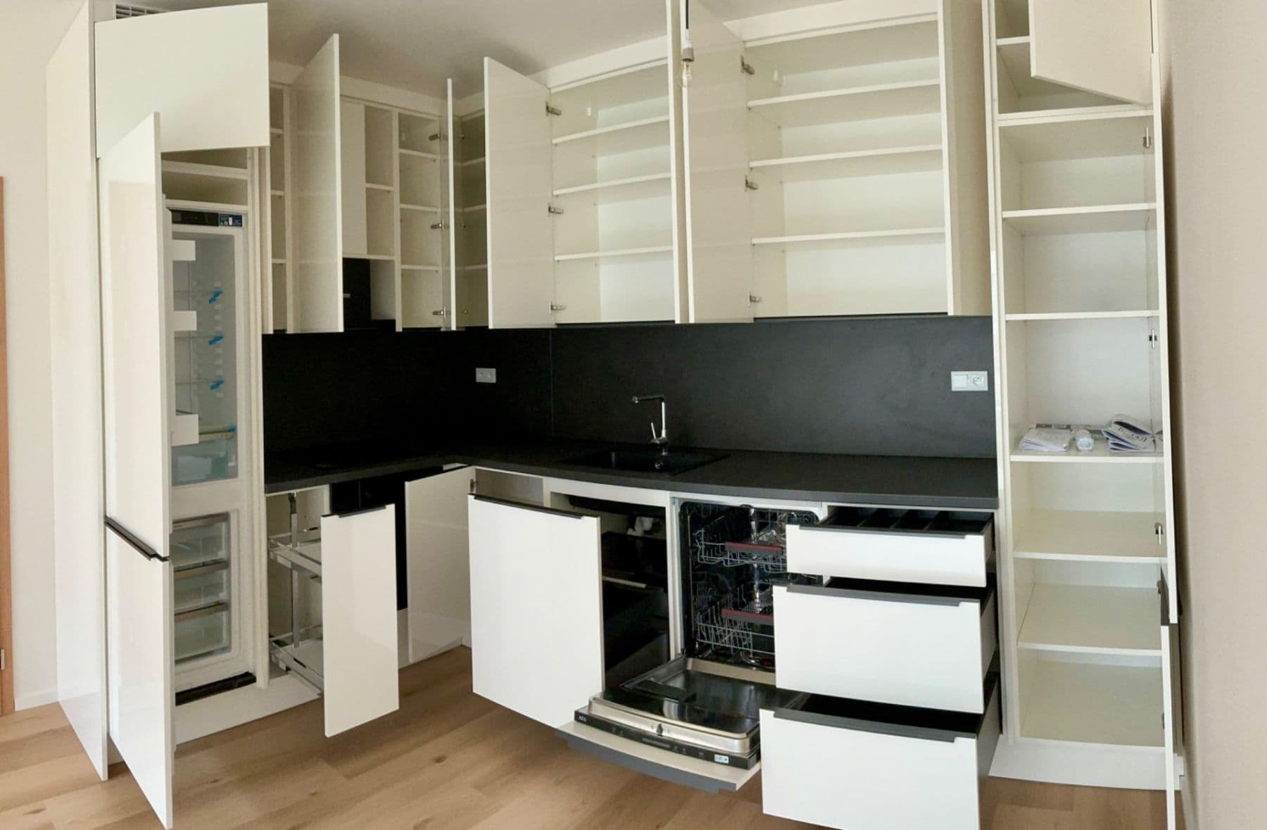 Pronájem bytu 2+kk 54 m², Hodkovická, Praha, Praha Pronájem bytu 2+kk 54 m², Hodkovická, Praha, Praha