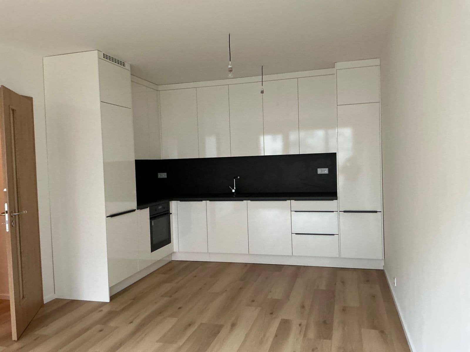 Pronájem bytu 2+kk 54 m², Hodkovická, Praha, Praha Pronájem bytu 2+kk 54 m², Hodkovická, Praha, Praha