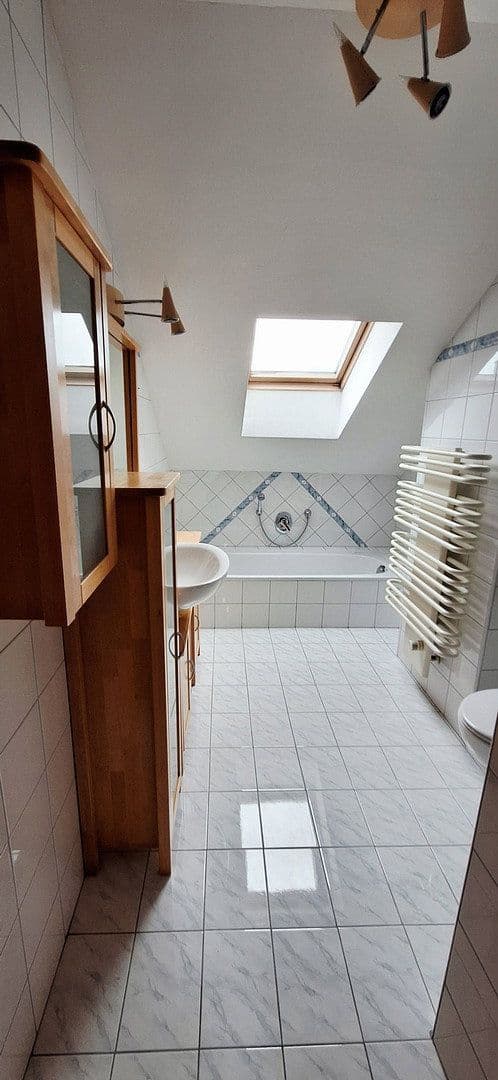 Pronájem bytu 3+1 83 m², Linzer Straße, Attnang-Puchheim, Horní Rakousko Pronájem bytu 3+1 83 m², Linzer Straße, Attnang-Puchheim, Horní Rakousko