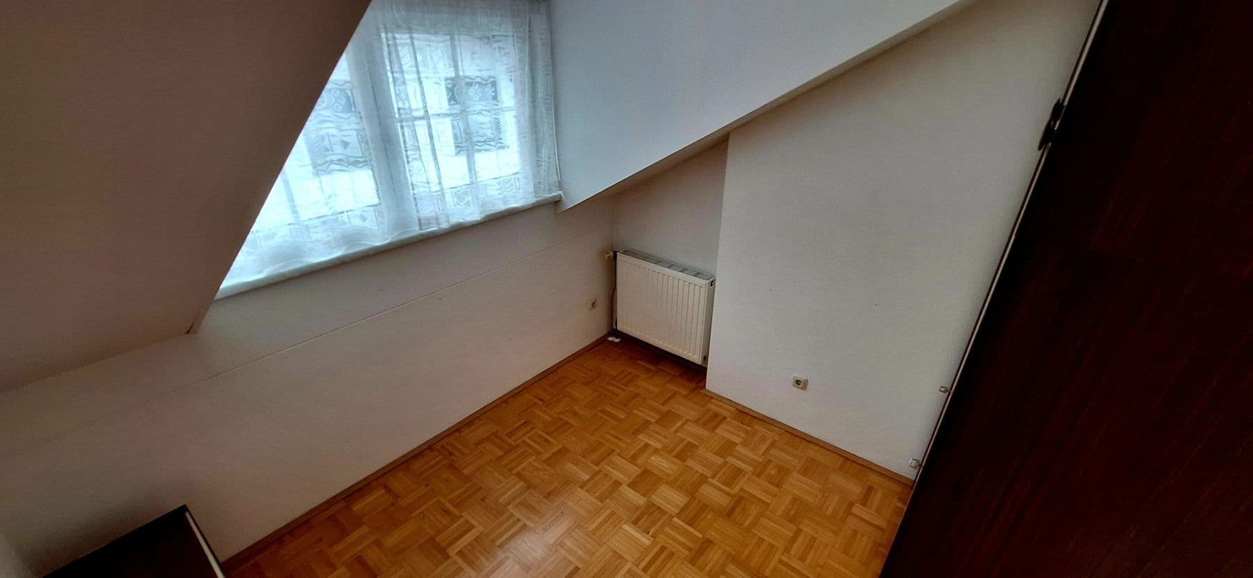 Pronájem bytu 3+1 83 m², Linzer Straße, Attnang-Puchheim, Horní Rakousko Pronájem bytu 3+1 83 m², Linzer Straße, Attnang-Puchheim, Horní Rakousko