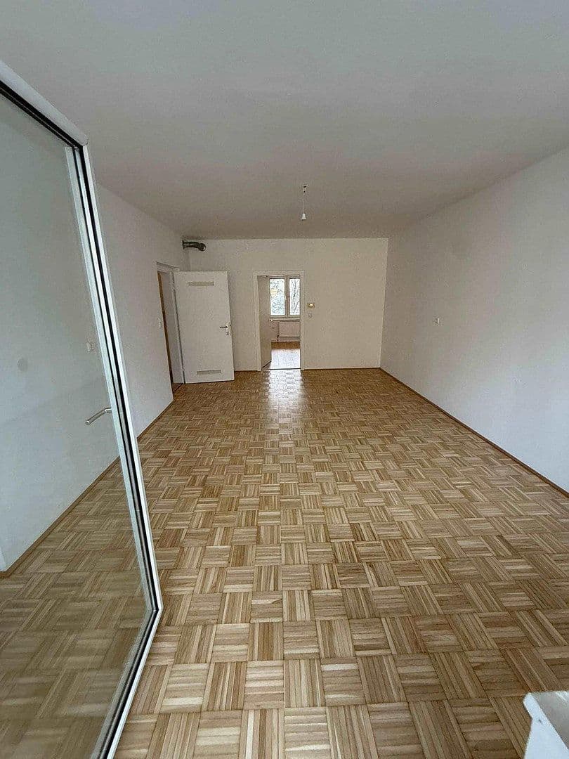 Pronájem bytu 3+1 66 m², Wienerstraße 488, Linz, Horní Rakousko Pronájem bytu 3+1 66 m², Wienerstraße 488, Linz, Horní Rakousko