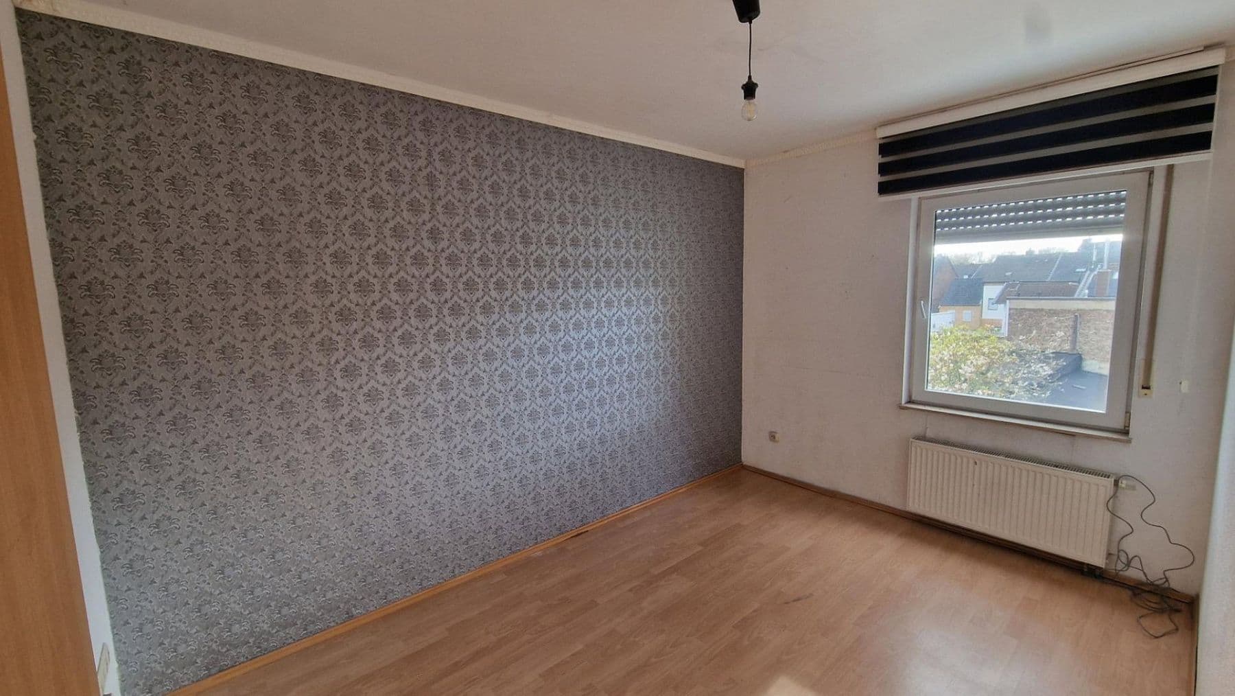 Pronájem domu 120 m², pozemek 300 m², Düren, Severní Porýní-Vestfálsko Pronájem domu 120 m², pozemek 300 m², Düren, Severní Porýní-Vestfálsko