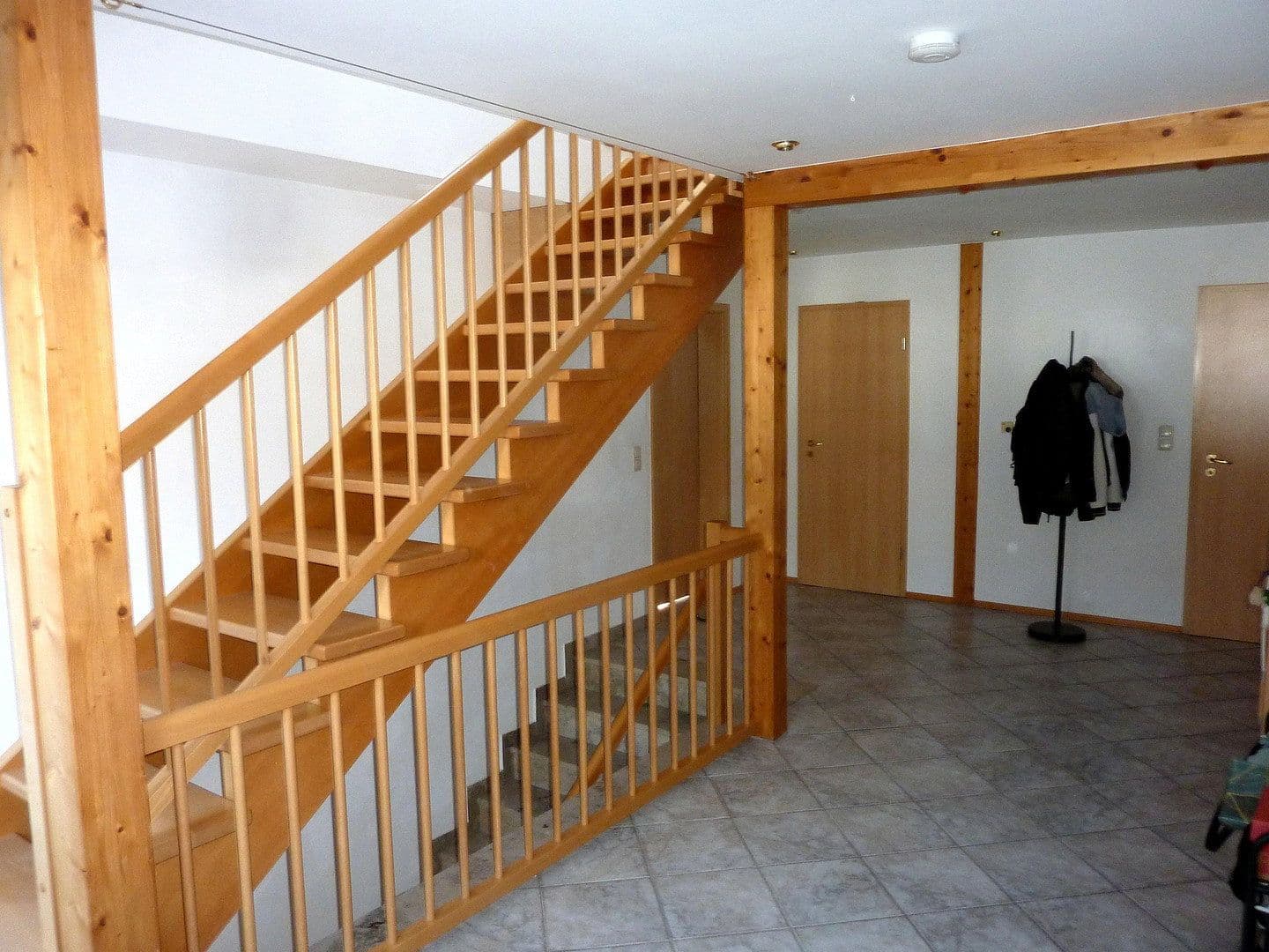 Prodej domu 202 m², pozemek 896 m², Auenkofener Str. 35, Abensberg, Bavorsko Prodej domu 202 m², pozemek 896 m², Auenkofener Str. 35, Abensberg, Bavorsko