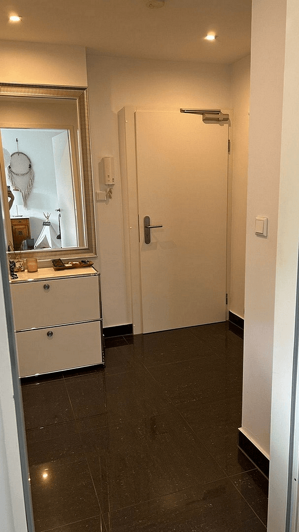 Pronájem bytu 2+1 60 m², Frankfurt am Main, Hessen Pronájem bytu 2+1 60 m², Frankfurt am Main, Hessen