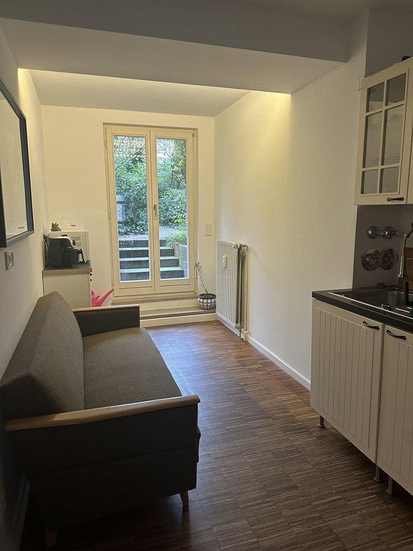 Pronájem kanceláře 100 m², München, Bavorsko Pronájem kanceláře 100 m², München, Bavorsko